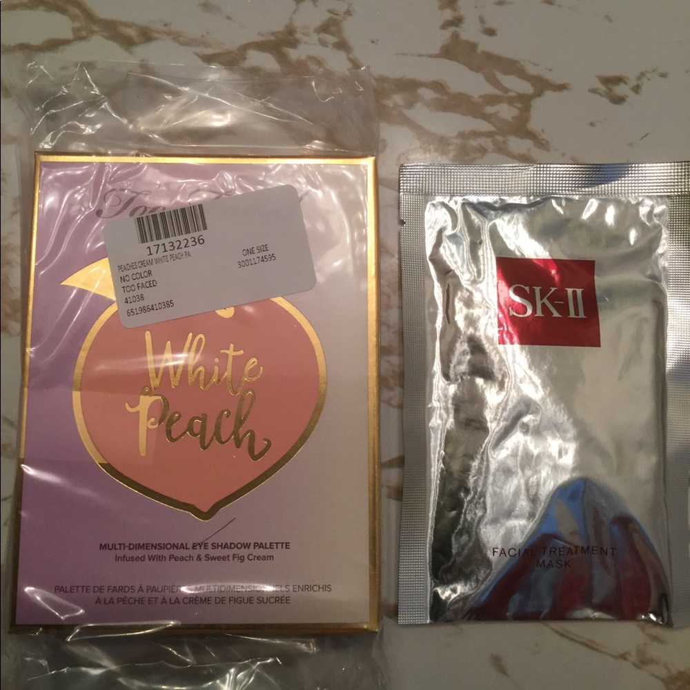 Too faced White peach palette+ SKII facial mask